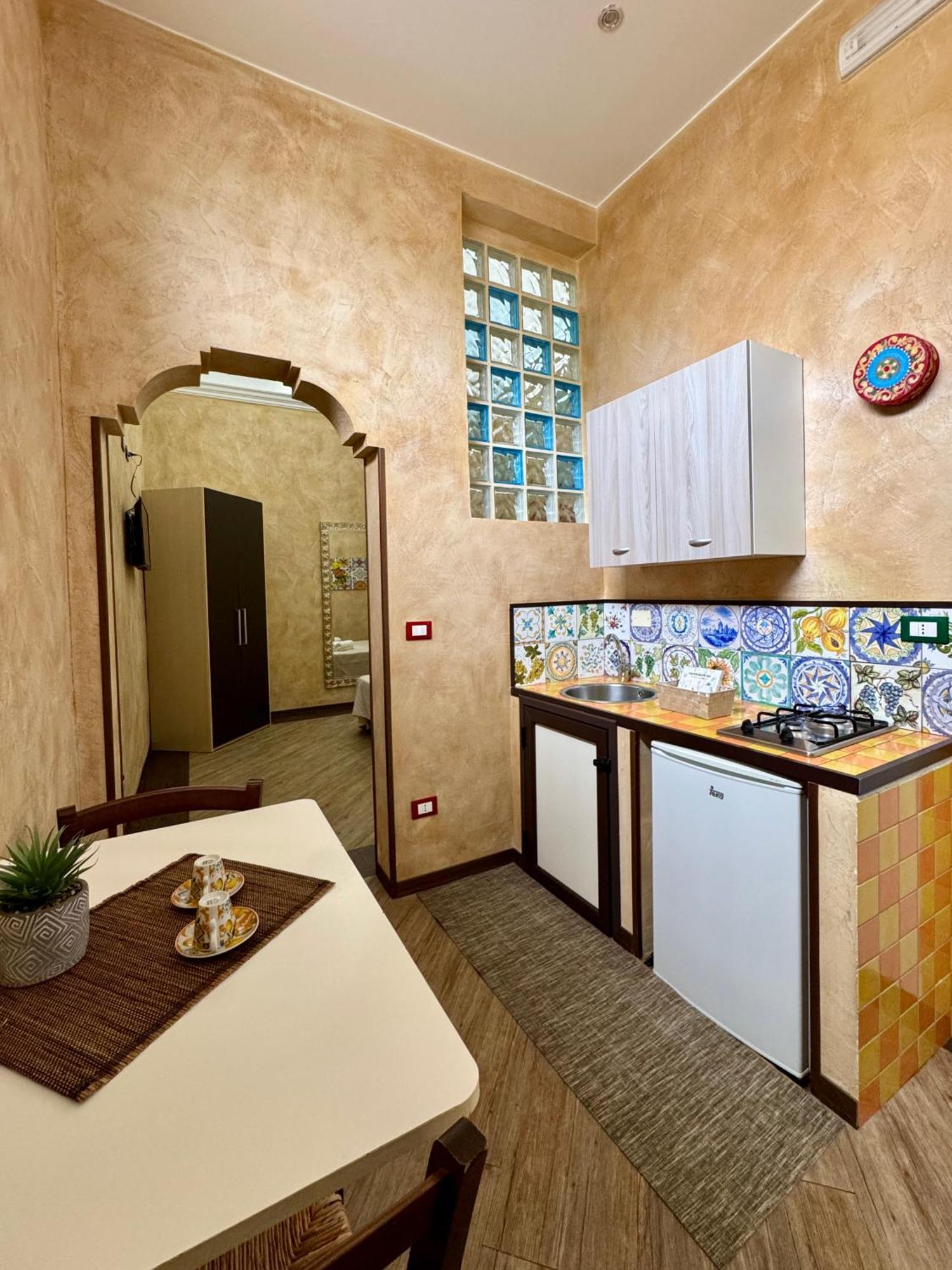 Summer Wind Apartments Trapani Eksteriør billede